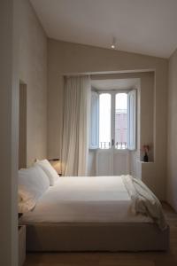 Standard Double Room on a separate building  room in The Spanish Suite Campo de' Fiori