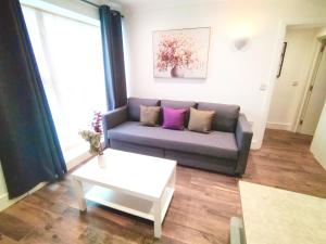 Luxury apartment near London centre, near train station, E1