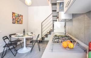 Cozy Apartment In Ogliastro Marina