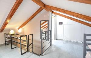 Cozy Apartment In Ogliastro Marina