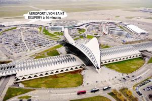 Appartements Eurexpo Lyon a 9 min ,Groupama Stadium a 14 min : photos des chambres