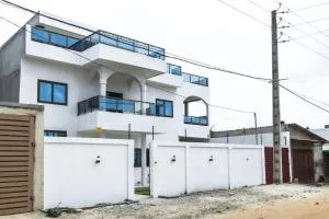 Résidences Maëlle fidjrossē - Cotonou