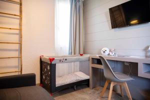 Hotels Hotel Port Marine : photos des chambres