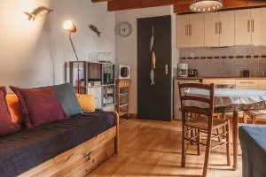 Maison place de la Pieta - Le Monastier