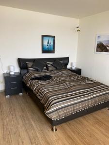 STR 404 - Strandhotel - Seeblick