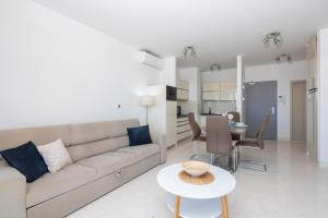 Apartment Maya Center Modern 2bd