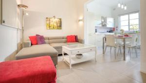 Cozy Room St Julians