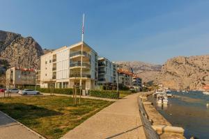 AP PR11 in one of the most luxury building in Omis