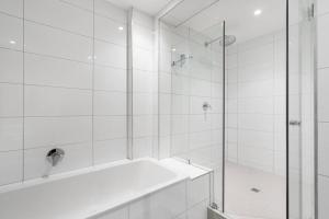Smart Modern Living in Iconic Building in a Prime Location