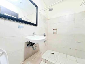 Cold Comfy Condo in Baguio City with free parking