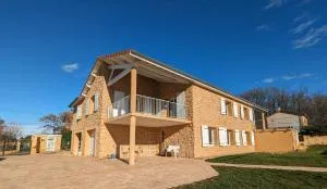 Alix au pays des Pierres Dorées - Theizé