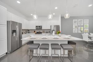 Vacation Paradise Home, Private Pool, Game Room BL102