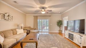 1111 Willow Bend Condo