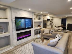 Stylish Retreat in North Oshawa