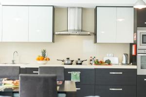 Best Houses 02 - Brand New, Modern & Cozy - Steps From The Beach