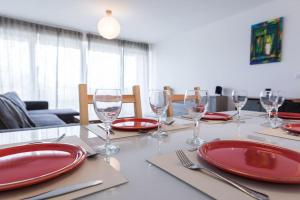 Appartements Elegance et confort- Videoprojecteur Tours-Parking : photos des chambres