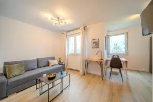 Charmant 4 pers Halle Tony Garnier - 圣热尼拉瓦勒