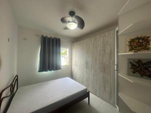 Quarto Com Banheiro Próximo ao Shopping