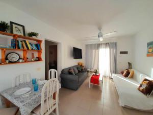 Apartment Vincent, cozy and sunny over the rooftops