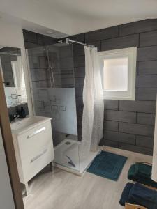 Maisons de vacances Les hirondelles : photos des chambres