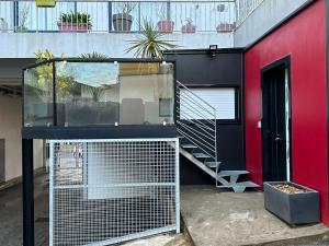 Le Saint Symphorien, parking gratuit privée