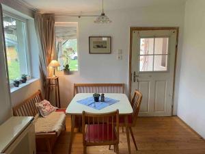 Charmantes Arkadenhaus mit großem Garten