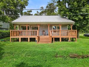 obrázek - Old and Lost River Home on the river by Super Hosts instant book barbers hill wifi work space fishing hunting bird watching