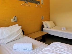 Windsurfer beach Chalet 1