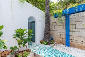 OrangeBlue villa near Beach Pool free Vung Tau Vietnam