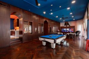 OrangeBlue villa near Beach Pool free Vung Tau Vietnam