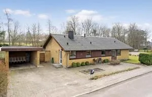 4 Bedroom Gorgeous Home In Holstebro - Torsted