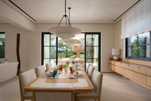 Villa Escondida by Lumina