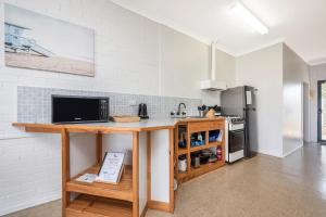 Windsurfer Beach Chalet 5