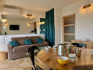 Studio moderne avec parking et climatisation à Cavalaire-sur-Mer - FR-1-226B-187