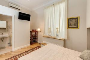 Deluxe Double Room 1