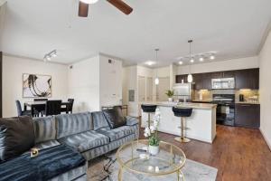 Houston Med Center Luxury King Suite with Free Parking