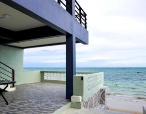 Phala Shore Resort