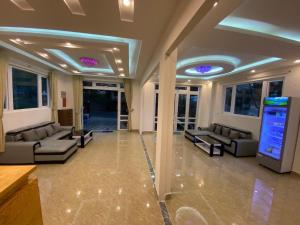 Khách Sạn Trung Hiếu