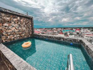 LAVERO SUITES