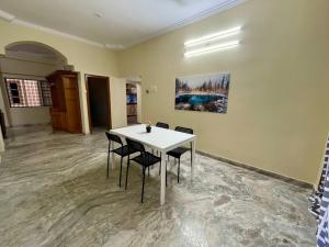 Beautiful 3bhk at Hitechcity