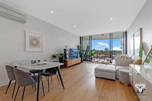 KozyGuru | Pagewood | Besutiful Clean 1Bed Apt