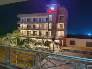 Rani Palace Hotel And Resort