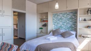 Retro City Bowl Apartment