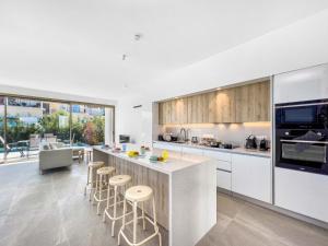 Azure Seaview - Garnet Villa