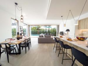 Azure Seaview - Amber Villa