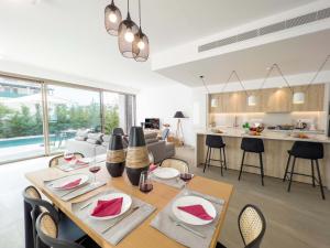 Azure Seaview - Amber Villa