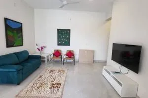 Lucky Charm 2BHK Apartment - Muttukadu ECR - Siruseri