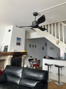 Maisons de vacances Jolie, cozy et confortable maison de ville au calme a 1h30 de Paris gare de l'est en train : Maison 2 Chambres