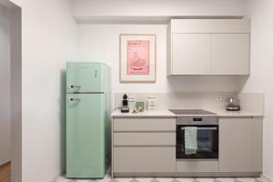 Heart of Athens - Hidden Gem - Elegant 2 Bedroom Flat