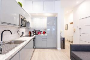 Casa Italia near Kings Road in Chelsea with Wifi & Washing Machine